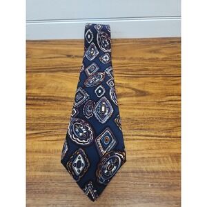 Vintage Men's Necktie‎ Savvy..100% Silk Geometric Design Made In USA